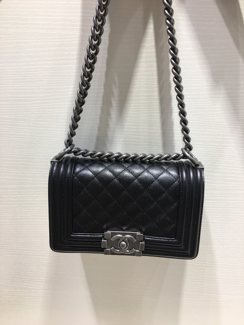 黑色漆皮mini Leboy