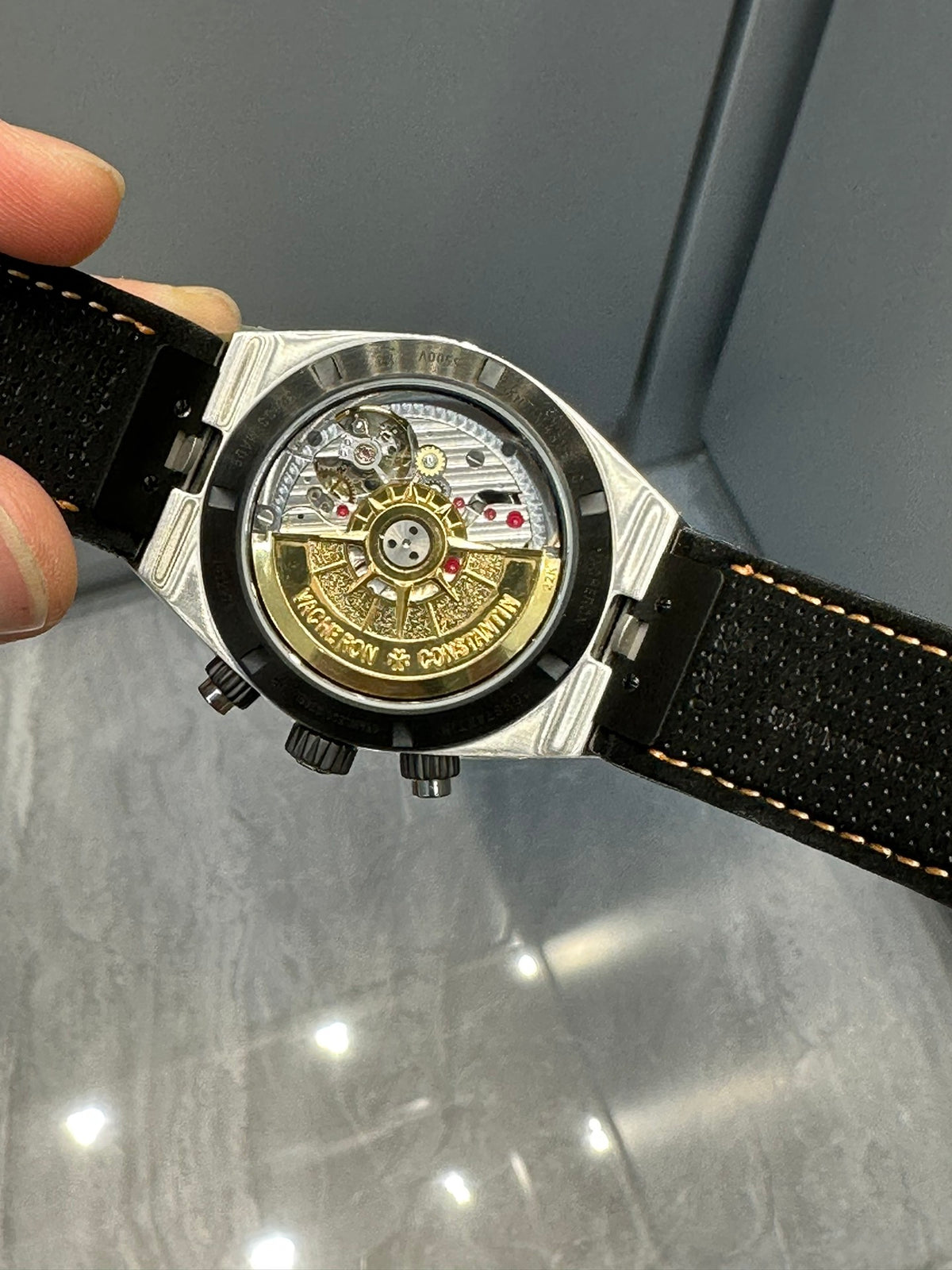 江诗丹顿  纵横四海5500v限量版