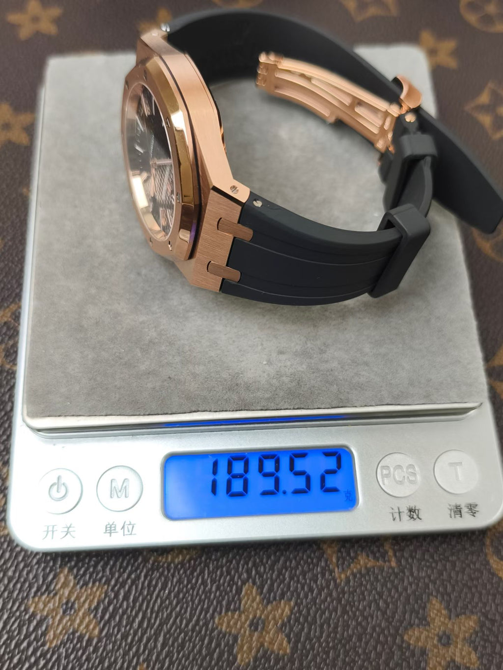 AP皇家橡树15400玫瑰金41mm