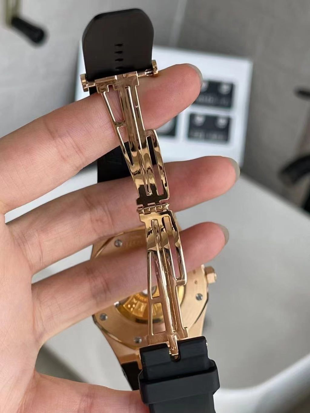 AP皇家橡树15400玫瑰金41mm