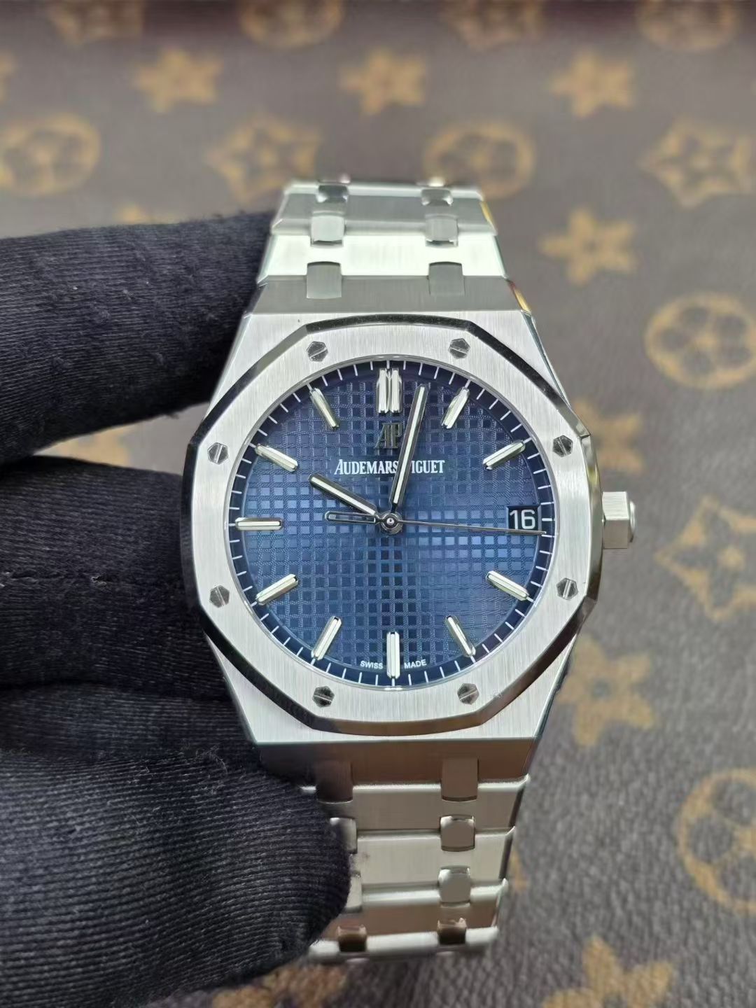 AP皇家橡树15500st灰面41mm