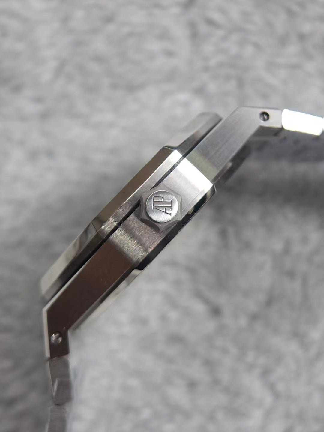AP皇家橡树15500st灰面41mm